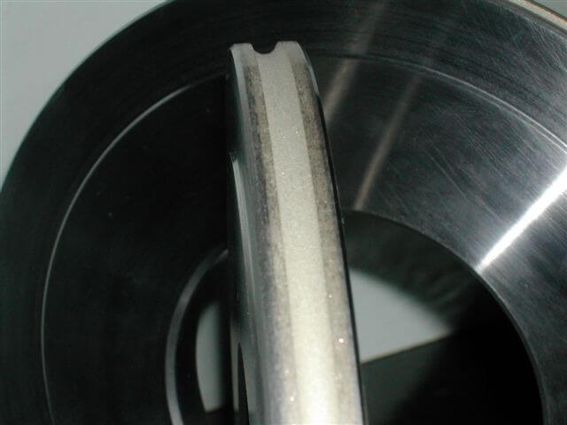 Glass cutting wheels
